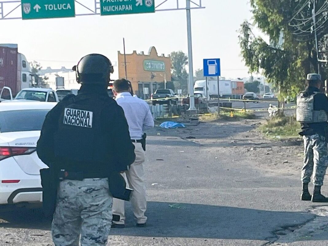 Balacera tras persecución en la México–Querétaro deja un muerto en Palmillas, SJR