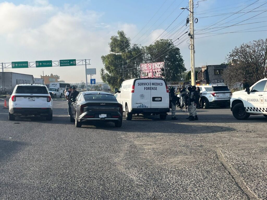 Balacera tras persecución en la México–Querétaro deja un muerto en Palmillas, SJR