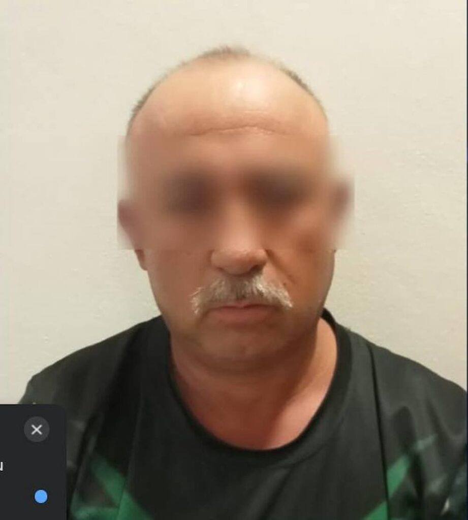 Detienen a conducir de taxi tras presunto robo a casa habitación en San Juan del Río