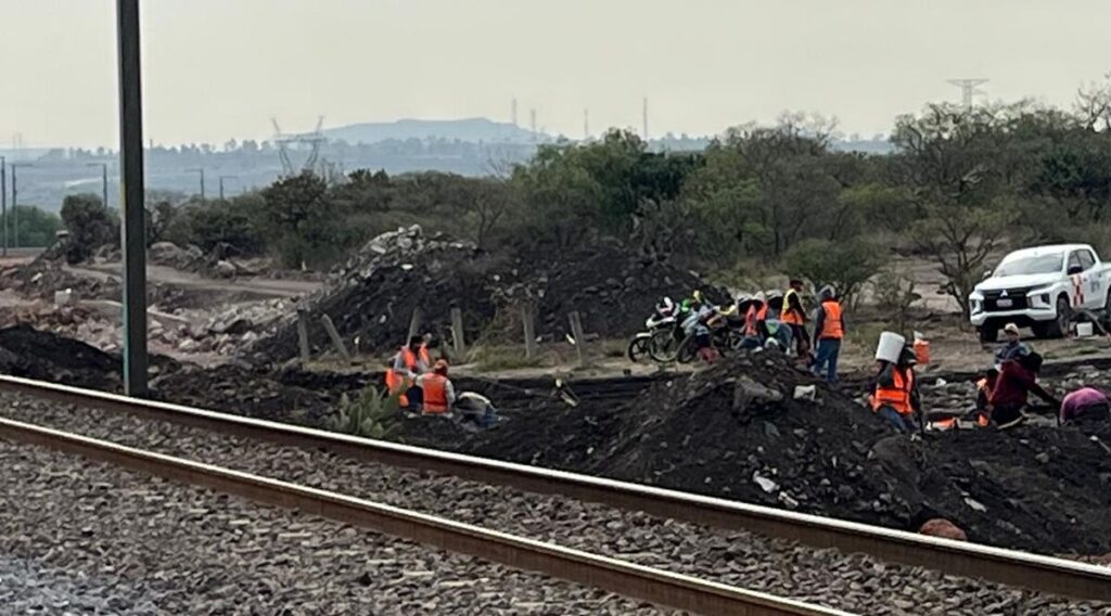 Hallazgos prehispánicos en San Juan del Río; 10 entierros localizados en Vista Hermosa