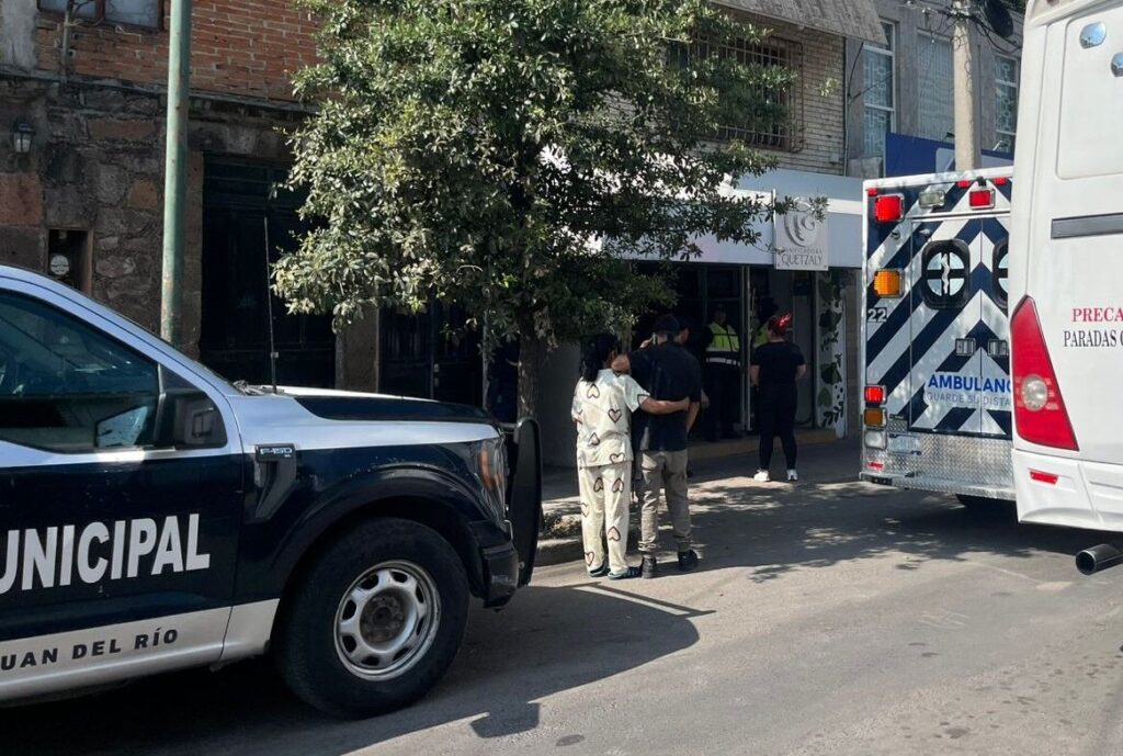 Rescatan a trabajador atrapado en máquina de panadería ubicada en colonia Centro de SJR