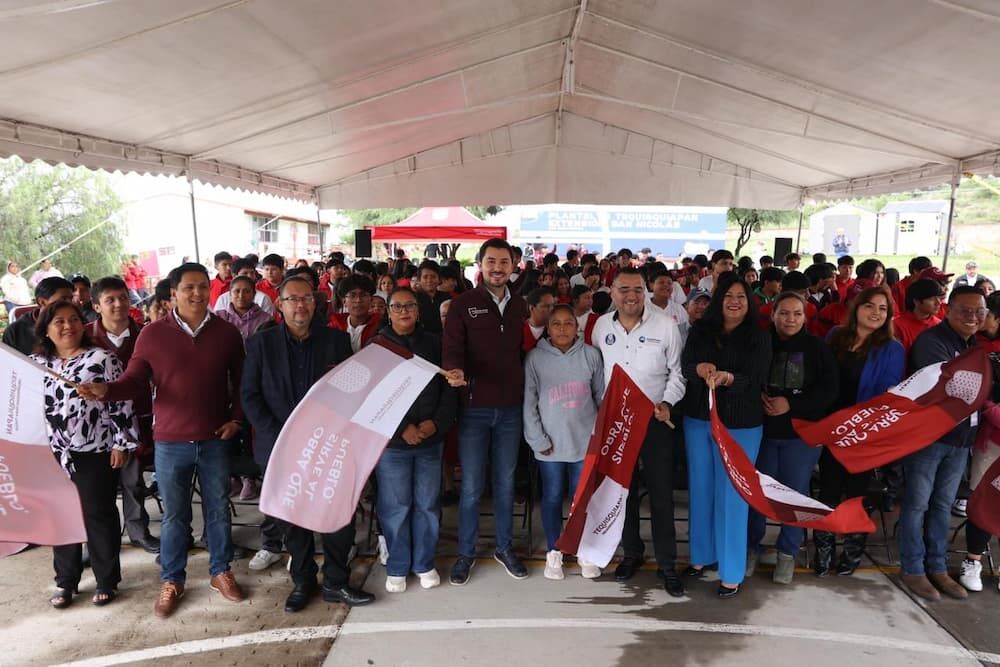 Arranca construcción de techumbre para el Cobaq 12, plantel San Nicolás en Tequisquiapan Arranca construcción de techumbre para el Cobaq 12, plantel San Nicolás en Tequisquiapan