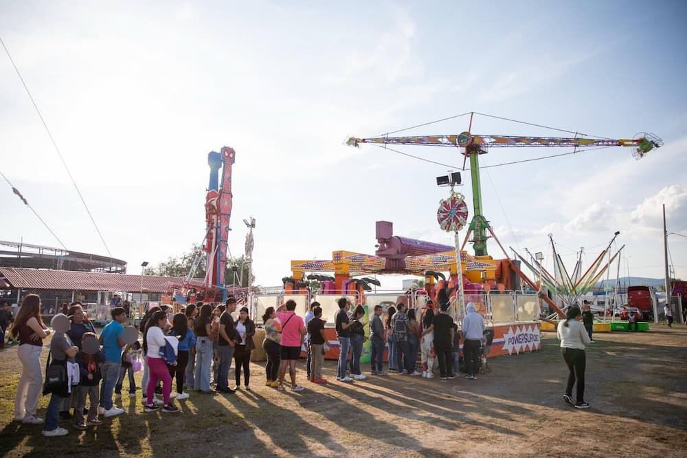 Exitoso primer día de acceso gratuito al Centro Expositor de Feria 1 Exitoso primer día de acceso gratuito al Centro Expositor de Feria