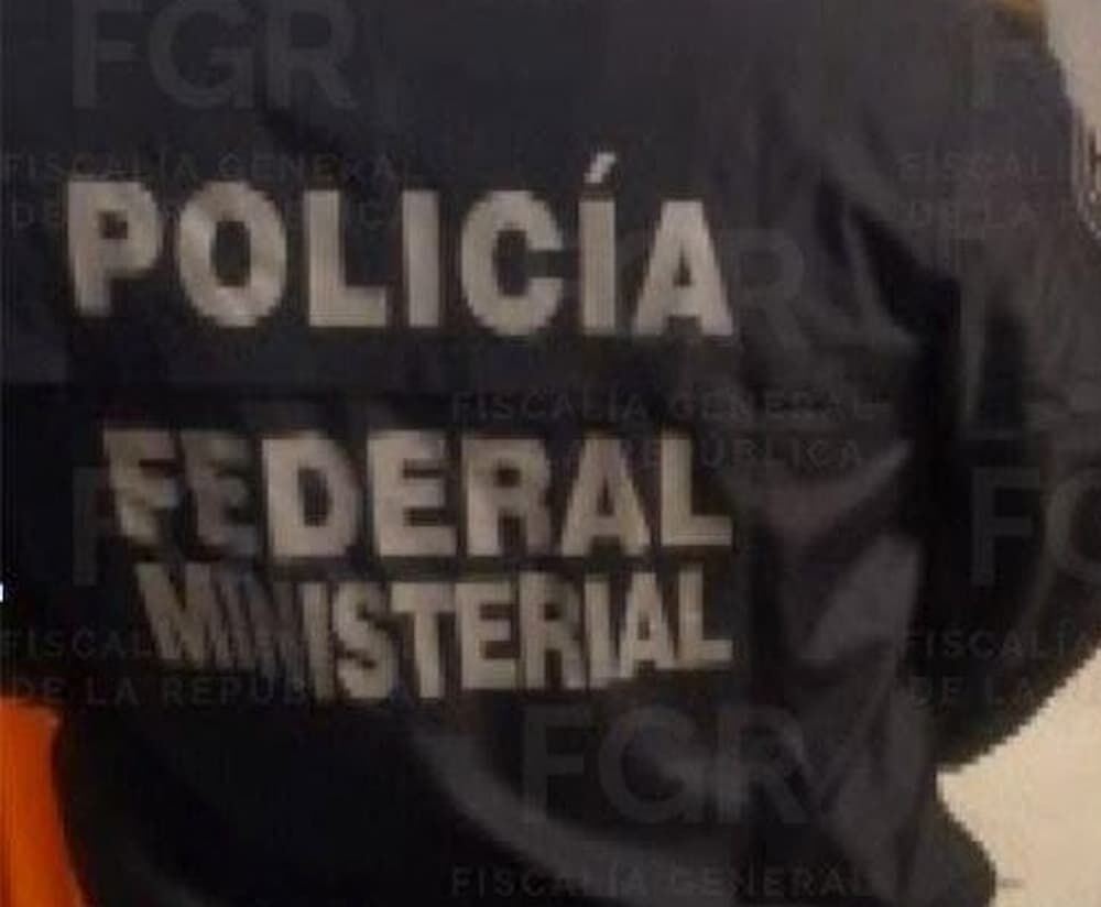 FGR desarticula punto de presunta sustracción ilícita de hidrocarburos en Querétaro FGR desarticula punto de presunta sustracción ilícita de hidrocarburos en Querétaro