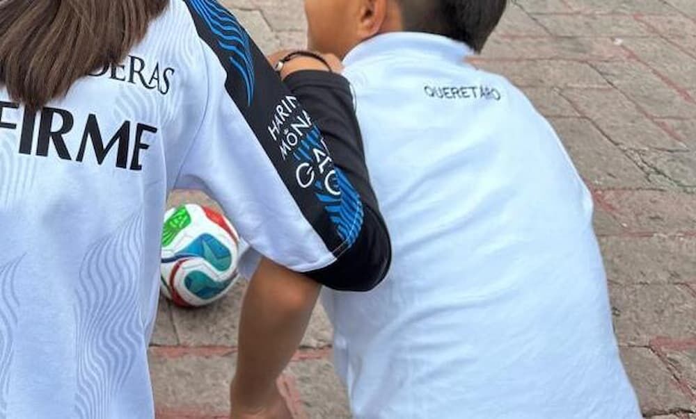 Kuri vuelve a suspender clases para que estudiantes vean a México en el Mundial Kuri vuelve a suspender clases para que estudiantes vean a México en el Mundial
