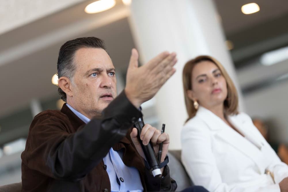 Prevé gobernador de Querétaro sanción por vandalizar Palacio de Gobierno Prevé gobernador de Querétaro sanción por vandalizar Palacio de Gobierno