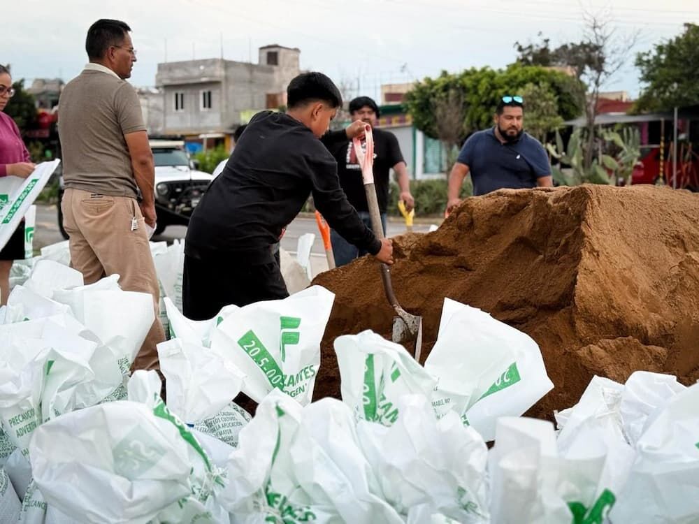 Vecinos y Protección Civil unen esfuerzos para prevenir afectaciones por lluvias en Sagrado Corazón, SJR Vecinos y Protección Civil unen esfuerzos para prevenir afectaciones por lluvias en Sagrado Corazón, SJR