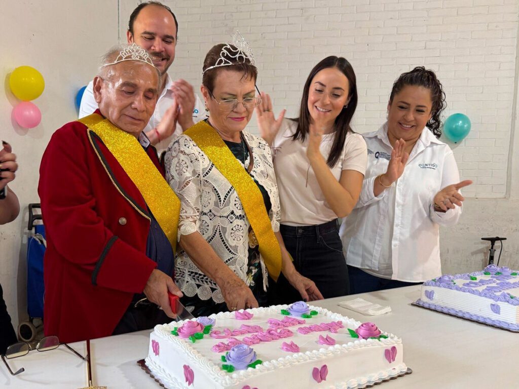 Inicia SEDESOQ coronación en los Clubes del Adulto Mayor Inicia SEDESOQ coronación en los Clubes del Adulto Mayor