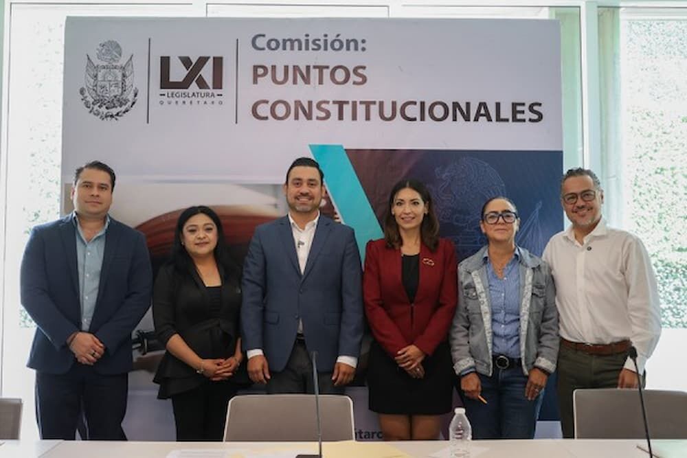 Aprueba Comisión de Puntos Constitucionales remitir a la consideración de los 18 ayuntamientos Iniciativa de Reforma Constitucional local en materia de no reelección y nepotismo electoral Aprueba Comisión de Puntos Constitucionales remitir a la consideración de los 18 ayuntamientos Iniciativa de Reforma Constitucional local en materia de no reelección y nepotismo electoral