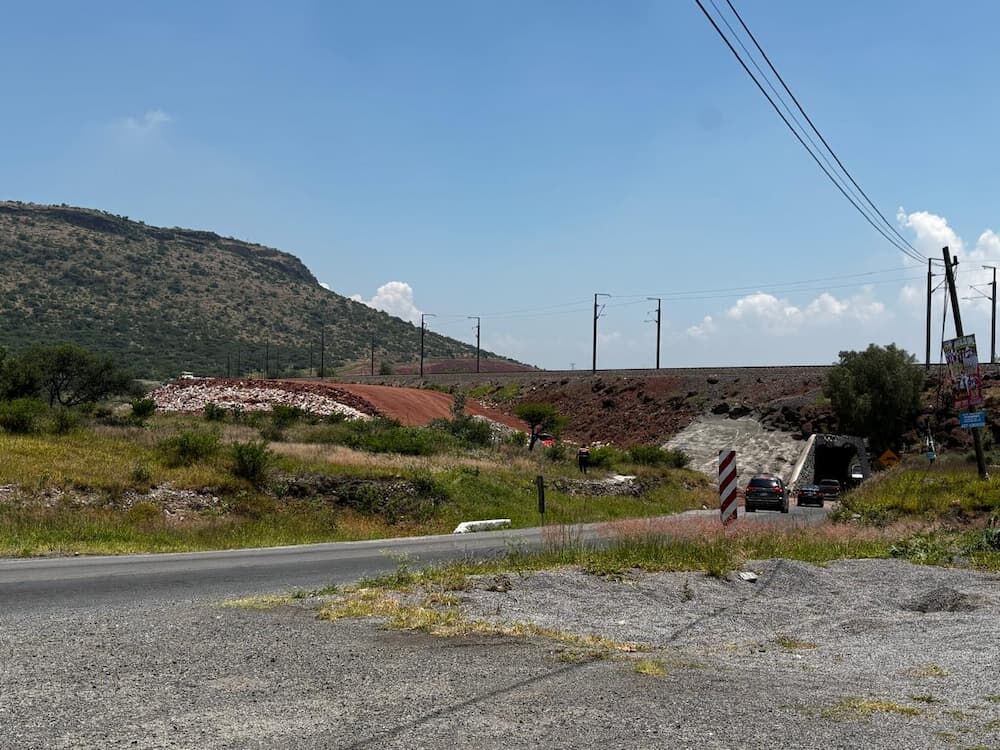 Construirán nuevo puente en Vista Hermosa como parte de adecuaciones del tren México-Querétaro Construirán nuevo puente en Vista Hermosa como parte de adecuaciones del tren México-Querétaro