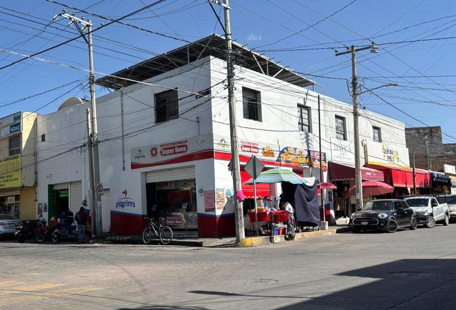 Gobierno de SJR trabaja en liberar espacios públicos y ordenar comercio ambulante Gobierno de SJR trabaja en liberar espacios públicos y ordenar comercio ambulante
