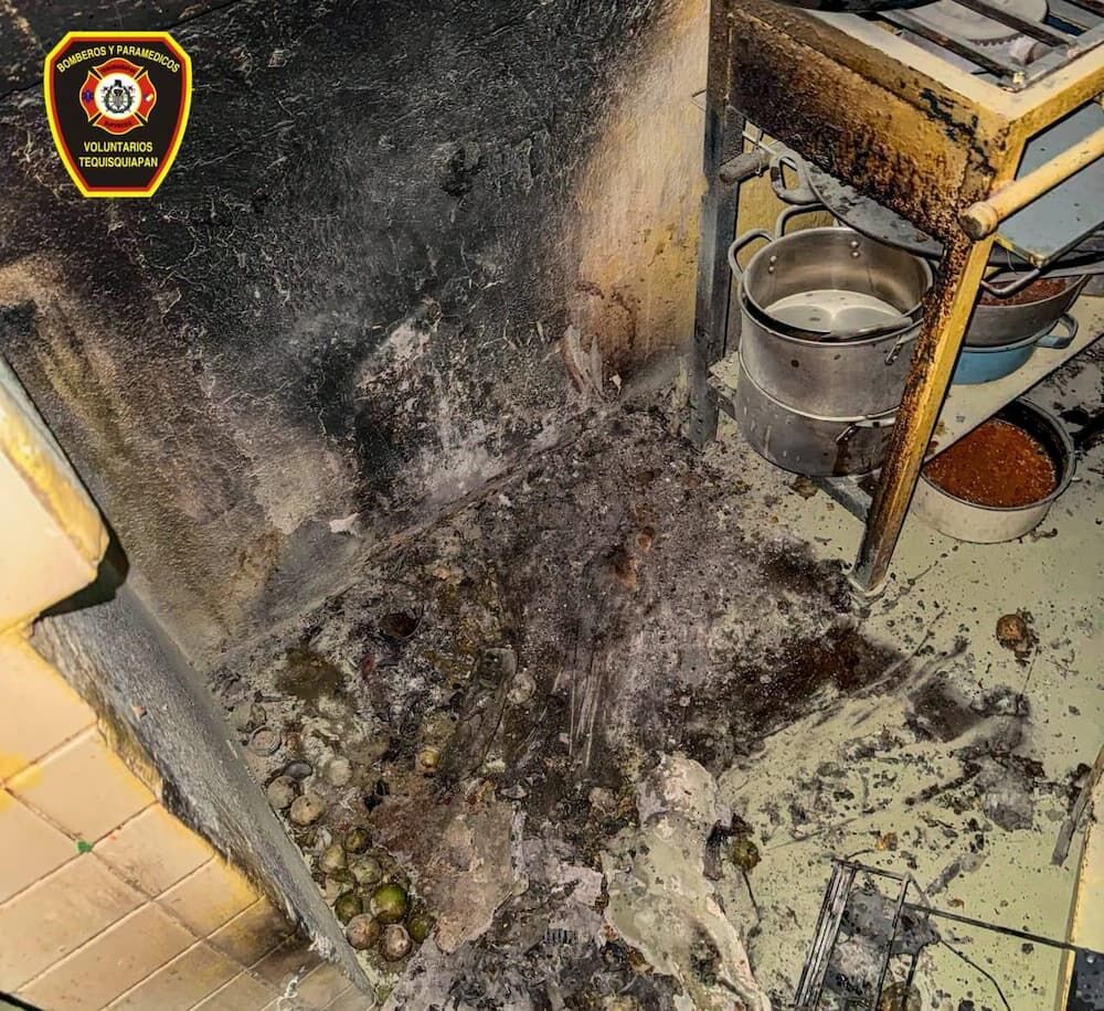 Incendio en el Mercado Guadalupano moviliza a cuerpos de emergencia en Tequisquiapan Incendio en el Mercado Guadalupano moviliza a cuerpos de emergencia en Tequisquiapan