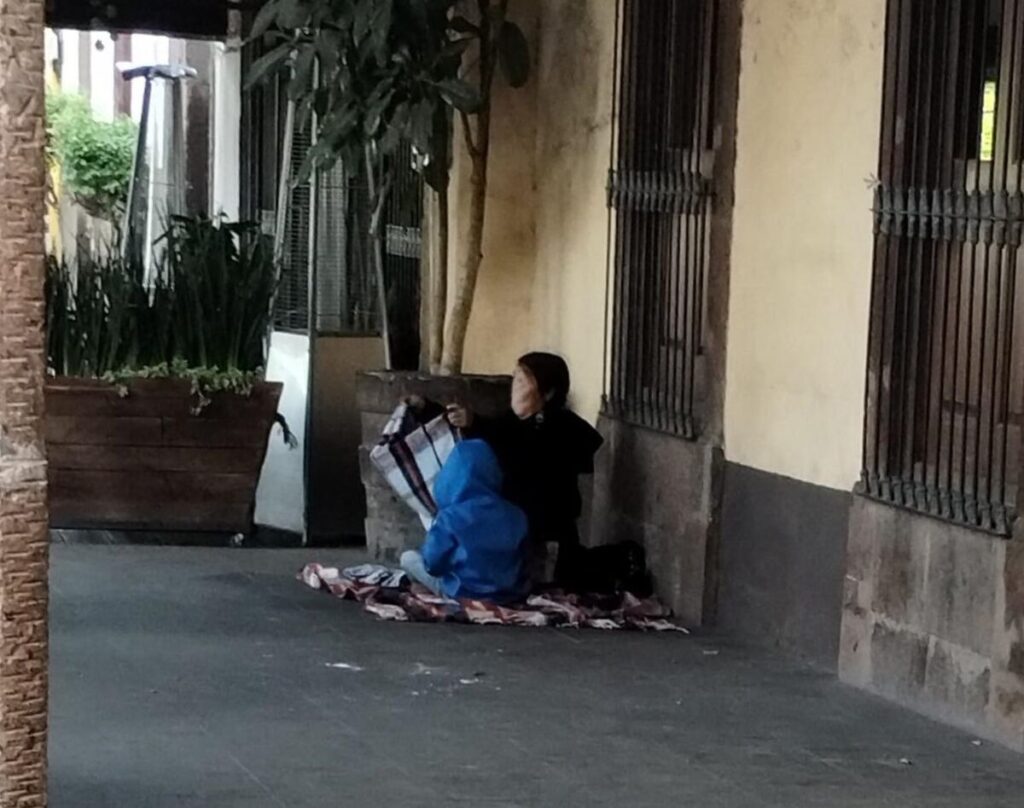 Presencia de personas en situación de calle afecta al comercio y al turismo en el Centro de San Juan del Río: Canaco 1 Presencia de personas en situación de calle afecta al comercio y al turismo en el Centro de San Juan del Río: Canaco