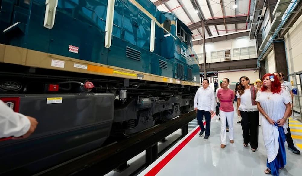 Presidenta Claudia Sheinbaum anuncia llegada de las primeras 12 locomotoras del Tren Maya de carga; se inaugura en 2027 Presidenta Claudia Sheinbaum anuncia llegada de las primeras 12 locomotoras del Tren Maya de carga; se inaugura en 2027