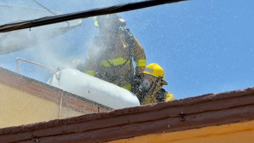 Rápida intervención de cuerpos de emergencia controla fuga de gas en la colonia Centro de SJR Rápida intervención de cuerpos de emergencia controla fuga de gas en la colonia Centro de SJR