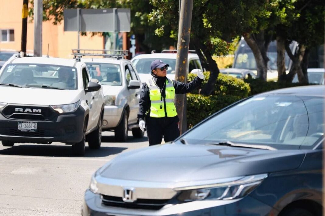 San Juan del Río implementa operativo vial para restringir ingreso de vehículos pesados que vienen de la 57