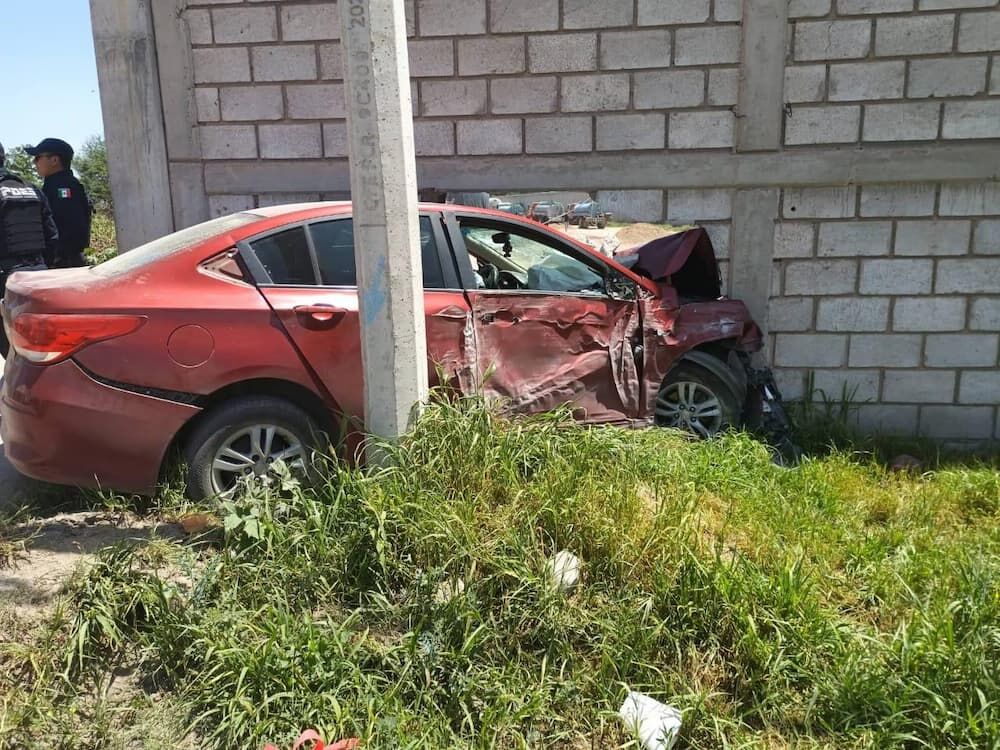 Accidente vehicular moviliza a cuerpos de emergencia en la carretera 431