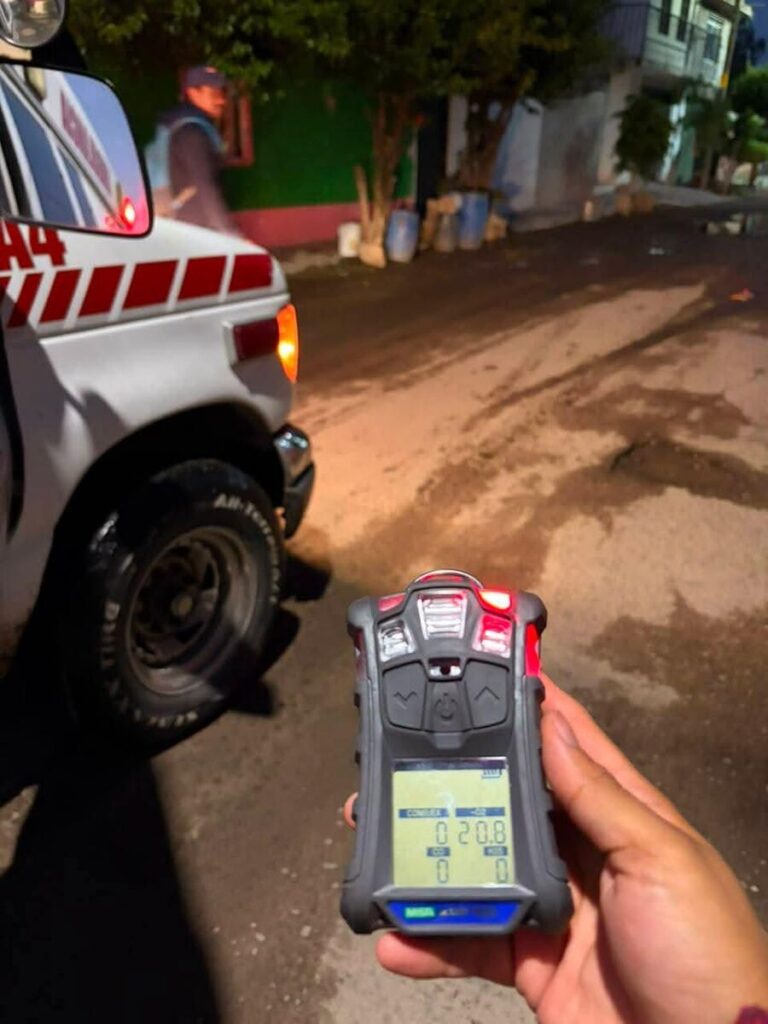 Cierran accesos a colonia por operativo tras detectar toma clandestina en Pedro Escobedo