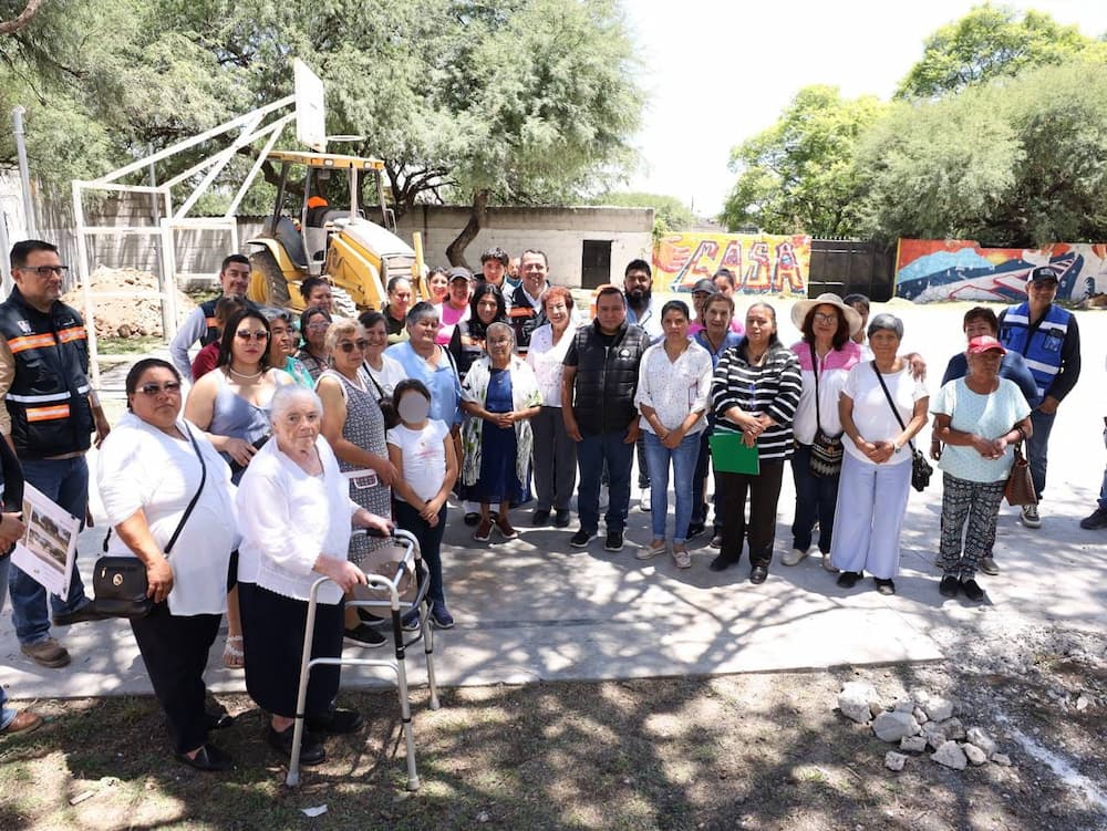 Construye Gobierno Municipal techumbre en Casa Blanca con más de 1.6 mdp de inversión Construye Gobierno Municipal techumbre en Casa Blanca con más de 1.6 mdp de inversión