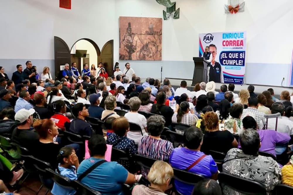 Enrique Correa rinde cuentas y llama a defender Querétaro Enrique Correa rinde cuentas y llama a defender Querétaro
