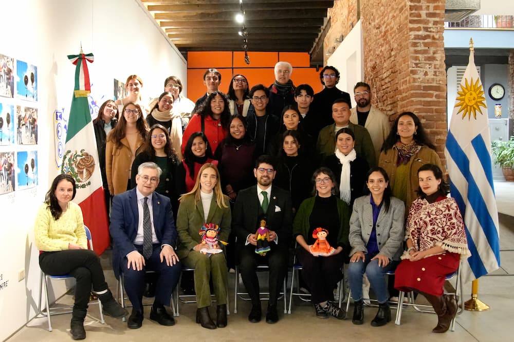 Fortalece Querétaro la participación juvenil mediante intercambio por la salud mental con Uruguay Fortalece Querétaro la participación juvenil mediante intercambio por la salud mental con Uruguay