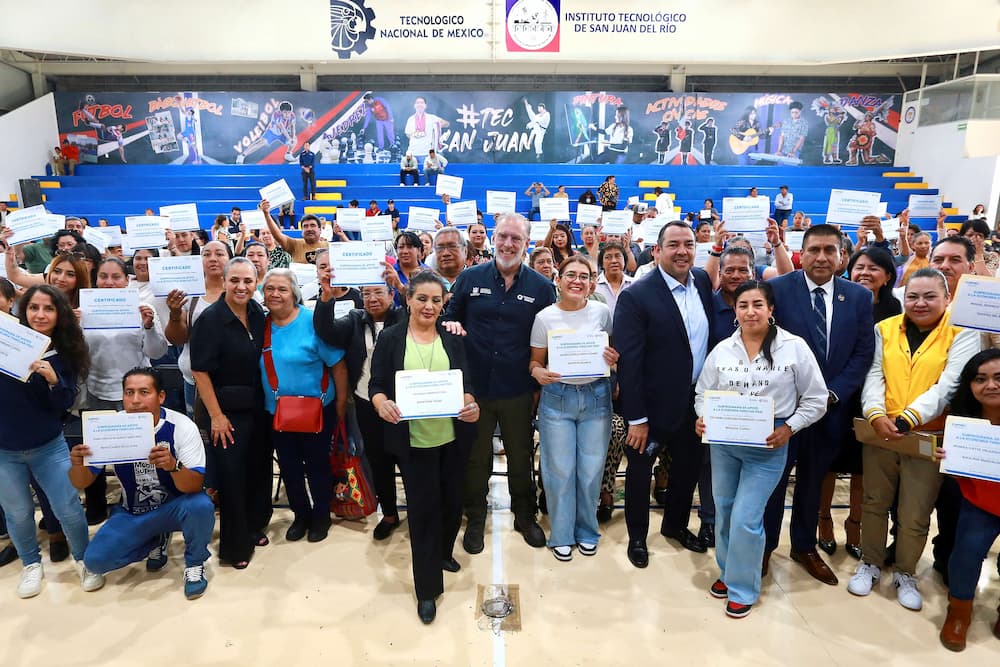 Fortalece SEDESU la economía de 850 familias de San Juan del Río Fortalece SEDESU la economía de 850 familias de San Juan del Río