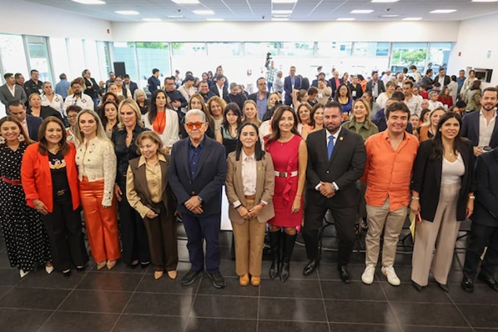 La diputada Tere Calzada presentó su Segundo Informe de Actividades Legislativas La diputada Tere Calzada presentó su Segundo Informe de Actividades Legislativas