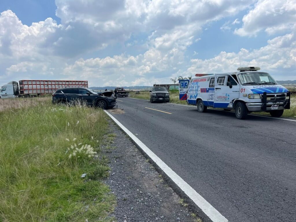 Mortal accidente deja como saldo una persona fallecida y cuatro lesionados en carretera estatal 300 1 Mortal accidente deja como saldo una persona fallecida y cuatro lesionados en la carretera estatal 300