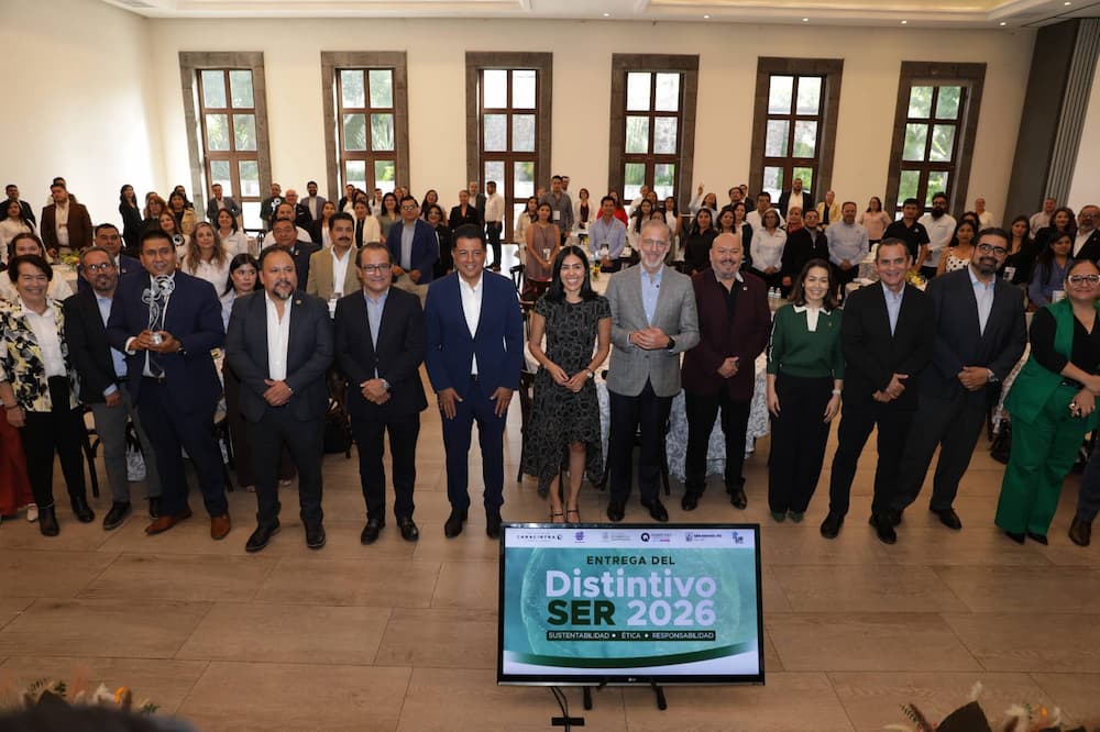 Municipio de San Juan del Río recibe distintivo por buenas prácticas en sustentabilidad, ética y responsabilidad social Municipio de San Juan del Río recibe distintivo por buenas prácticas en sustentabilidad, ética y responsabilidad social