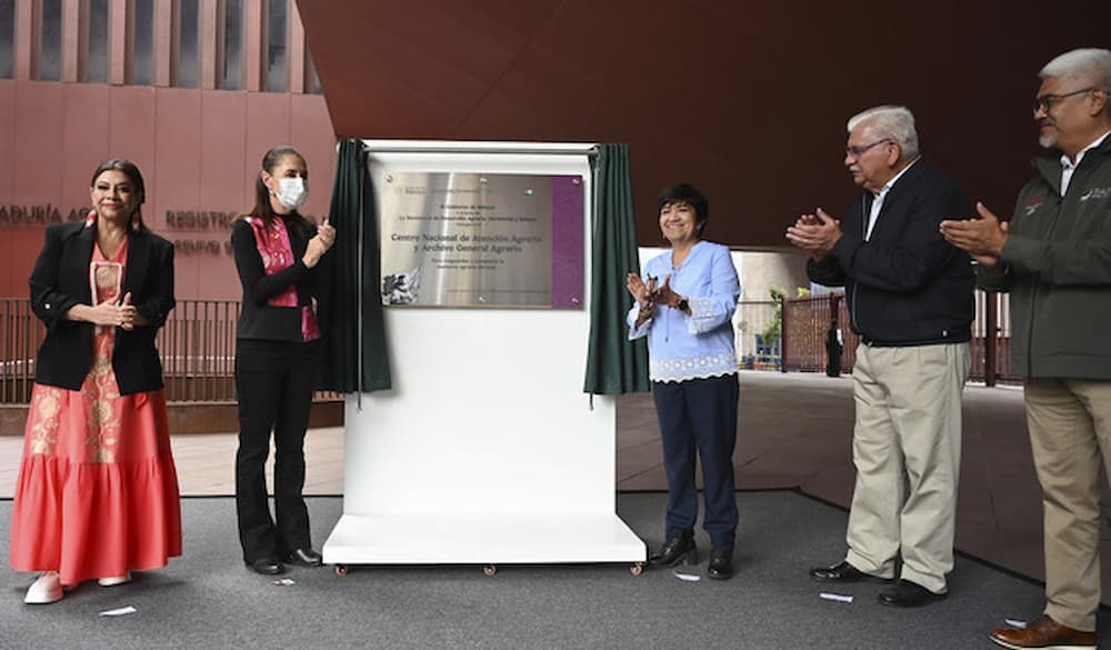 Presidenta Claudia Sheinbaum inaugura Centro Nacional de Atención Agraria y Archivo General Agrario en la Ciudad de México Presidenta Claudia Sheinbaum inaugura Centro Nacional de Atención Agraria y Archivo General Agrario en la Ciudad de México