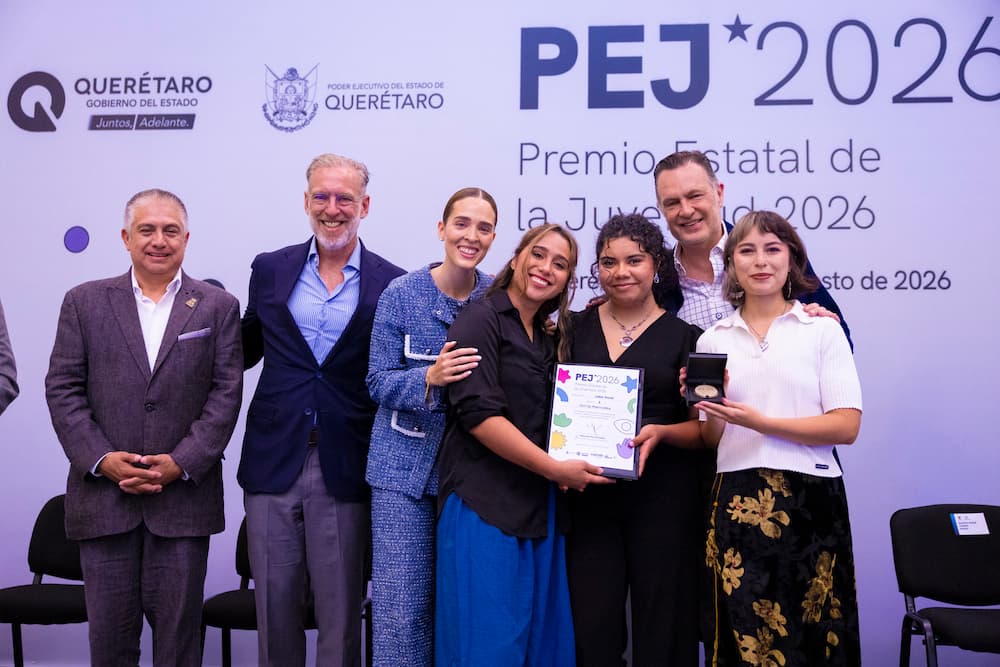 Reconoce Gobierno de Querétaro a jóvenes que construyen el presente y futuro de la entidad Reconoce Gobierno de Querétaro a jóvenes que construyen el presente y futuro de la entidad