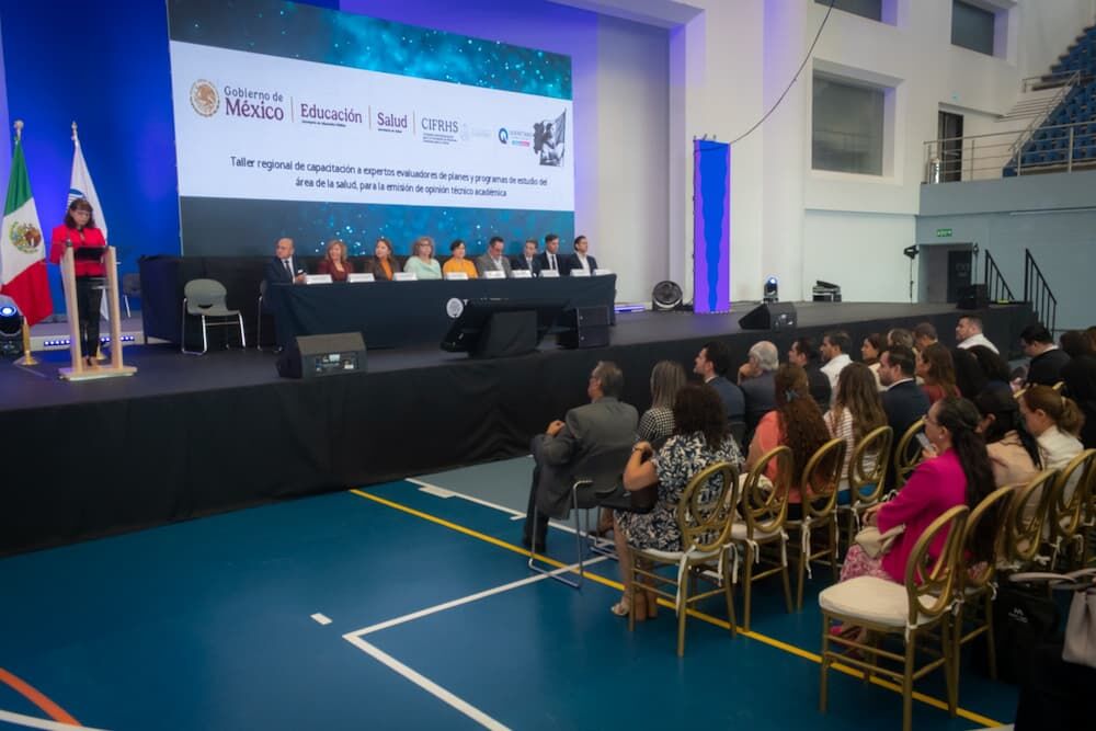 Reúne Querétaro a especialistas para formación de recursos humanos para la salud Reúne Querétaro a especialistas para formación de recursos humanos para la salud
