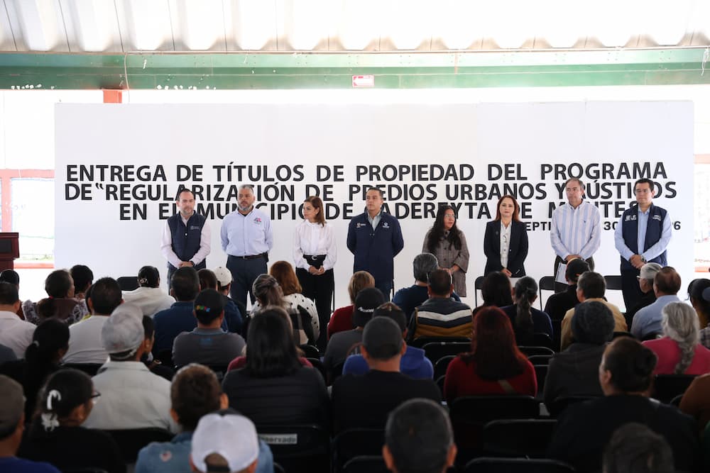 Beneficia Gobierno del Estado a familias de Cadereyta con títulos de propiedad Beneficia Gobierno del Estado a familias de Cadereyta con títulos de propiedad