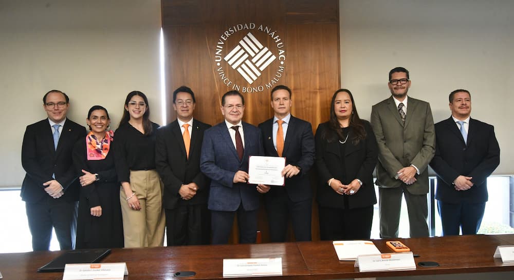 Colaboran UTEQ y Anáhuac en tecnología, investigación e innovación