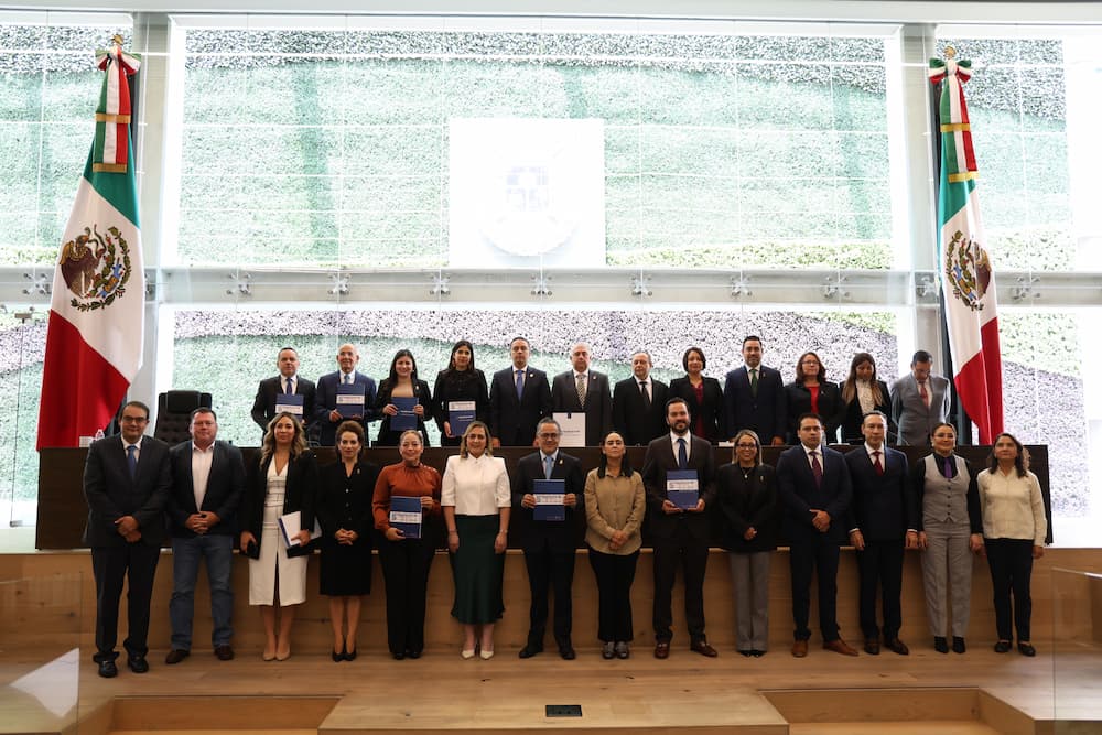 Entrega Secretario de Gobierno Quinto Informe de la Administración estatal Entrega Secretario de Gobierno Quinto Informe de la Administración estatal