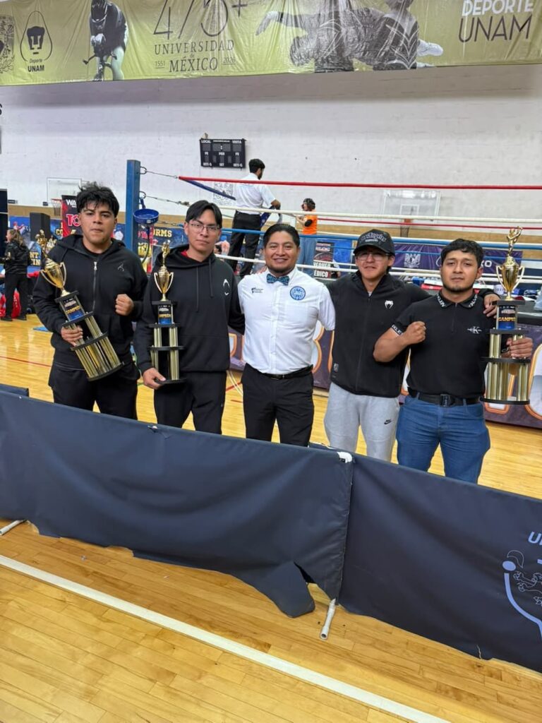 Destacan estudiantes de la UT San Juan en Campeonato Nacional de Kickboxing Destacan estudiantes de la UT San Juan en Campeonato Nacional de Kickboxing