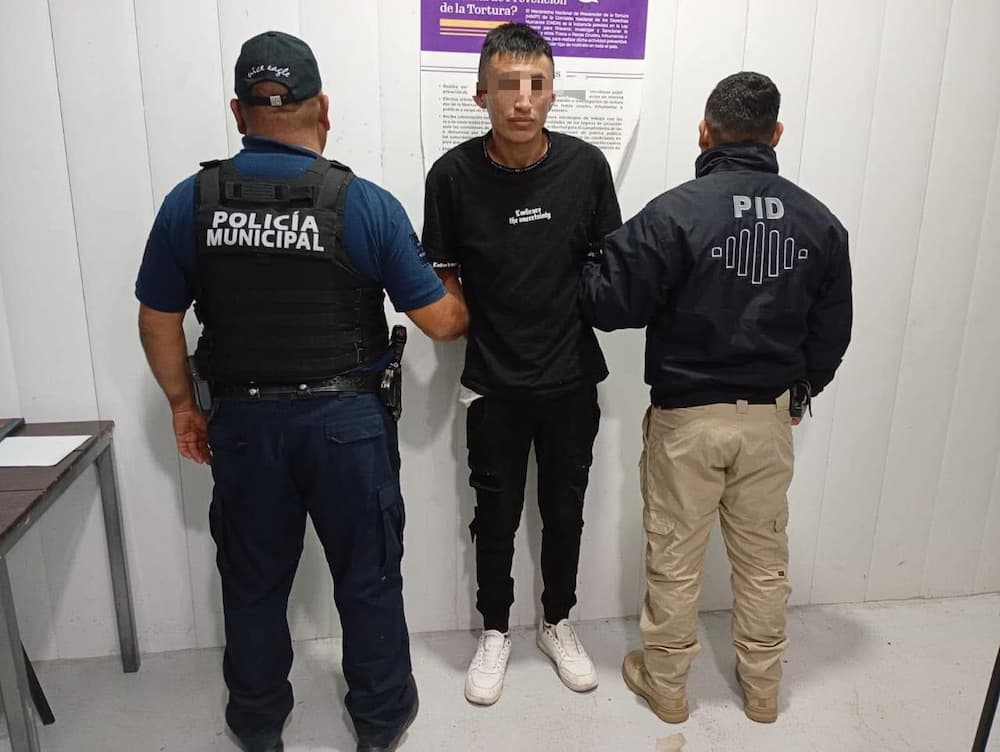 Detienen a hombre con orden de aprehensión vigente en Tequisquiapan Detienen a hombre con orden de aprehensión vigente en Tequisquiapan