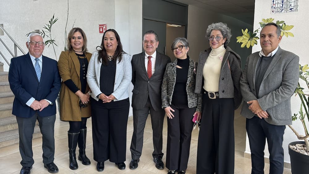 Fortalecen UTEQ y Cisco la formación tecnológica de 12 mil estudiantes Fortalecen UTEQ y Cisco la formación tecnológica de 12 mil estudiantes