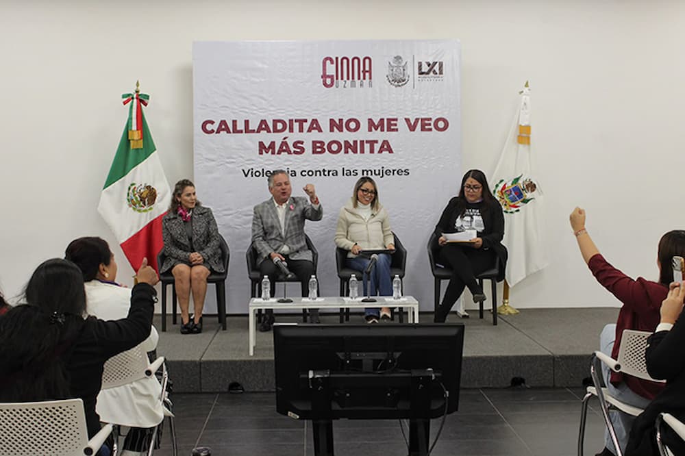 Ginna Guzmán realiza conversatorio “violencia contra las mujeres” Ginna Guzmán realiza conversatorio “violencia contra las mujeres”