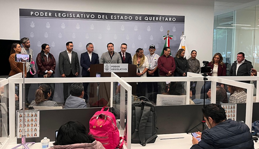 Grupo Legislativo de Morena solicitará que sean analizadas en comisiones unidas las observaciones del Ejecutivo al dictamen de la denominada Ley de Identidad de Género Grupo Legislativo de Morena solicitará que sean analizadas en comisiones unidas las observaciones del Ejecutivo al dictamen de la denominada Ley de Identidad de Género