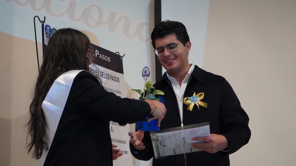 Inaugura CECA el 36º Congreso Nacional Simultáneo de Al-Anon y Alateen Inaugura CECA el 36º Congreso Nacional Simultáneo de Al-Anon y Alateen