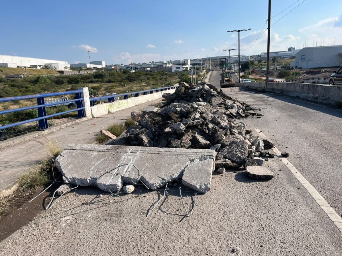 Modifican puente de la colonia México por obras del tren en San Juan del Río 1 Modifican puente de la colonia México por obras del tren en San Juan del Río