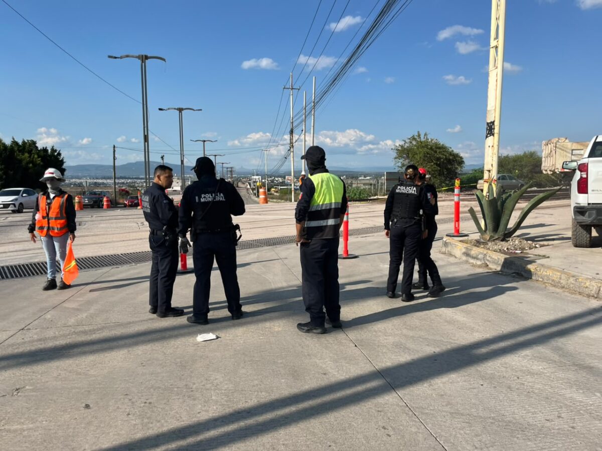 Modifican puente de la colonia México por obras del tren en San Juan del Río 2 Modifican puente de la colonia México por obras del tren en San Juan del Río