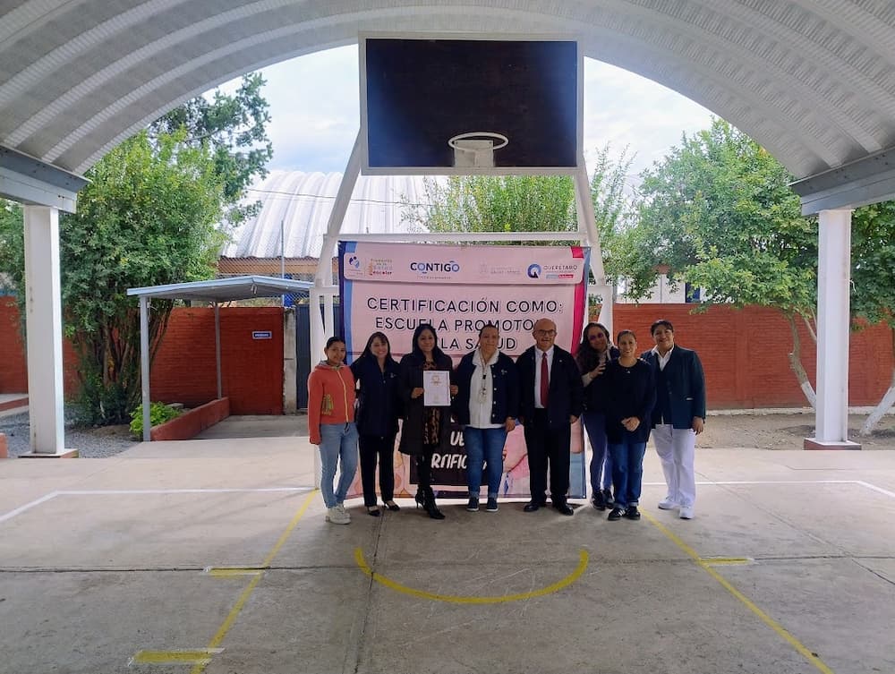 Primaria Revolución recibe certificación como Escuela Promotora de la Salud Primaria Revolución recibe certificación como Escuela Promotora de la Salud