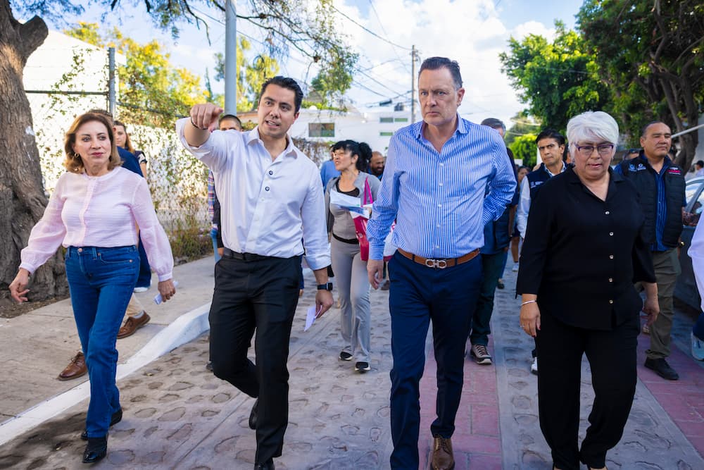Unen fuerzas Estado y Municipio de Querétaro para mejorar calidad de vida en Carrillo Puerto Unen fuerzas Estado y Municipio de Querétaro para mejorar calidad de vida en Carrillo Puerto