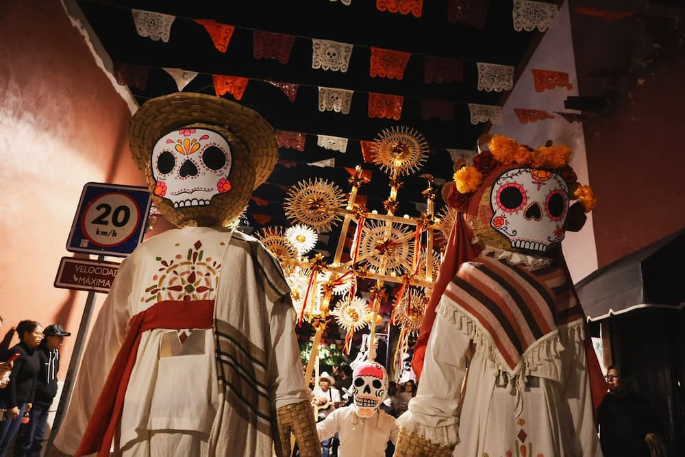 nauguran altar monumental de Día de Muertos en Tequisquiapan con el festival “Tejedores de Luz” nauguran altar monumental de Día de Muertos en Tequisquiapan con el festival “Tejedores de Luz”